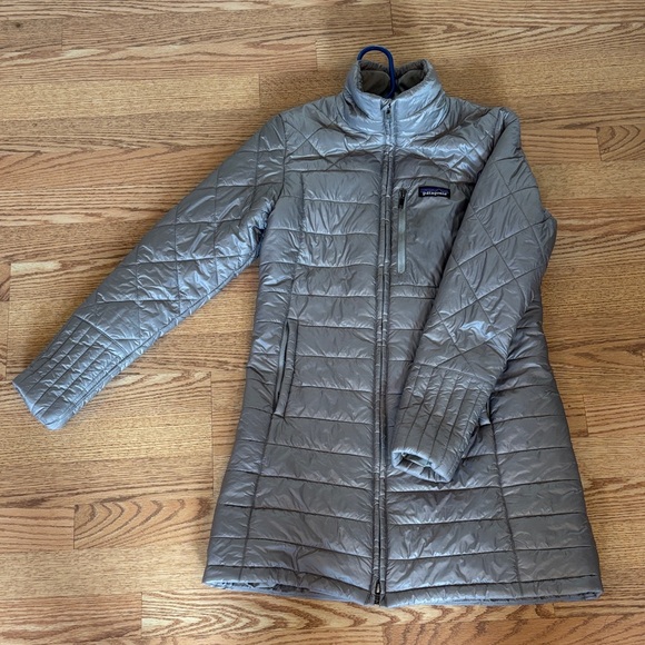 Patagonia Women's Gray Quilted Puffer Jacket Parka - Picture 1 of 7